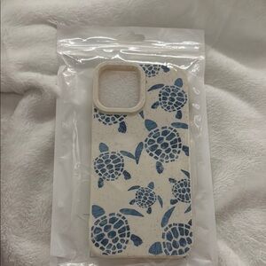 Amazon Turtle Pattern Phone Case - Cream and Blue